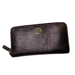 Tory Burch Zip Around Wallet Metallic Purple Textured Leather‎ Pre Owned